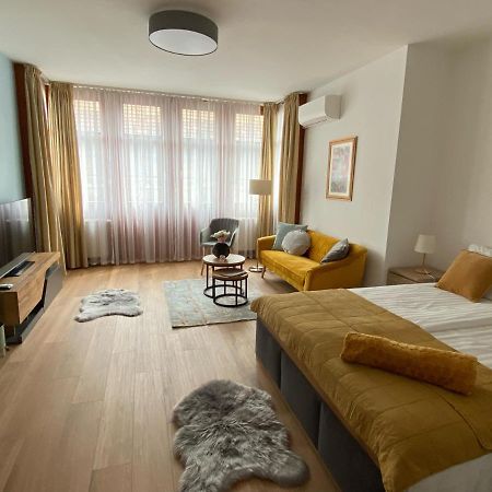 Lovag8 Apartment Budapest Esterno foto