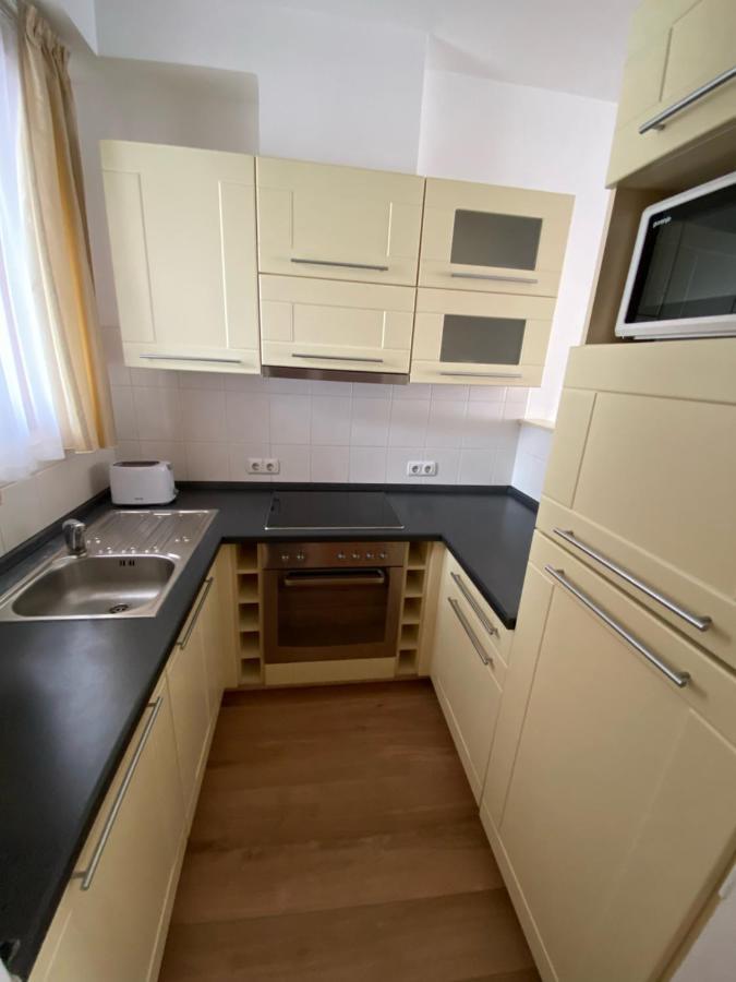 Lovag8 Apartment Budapest Esterno foto