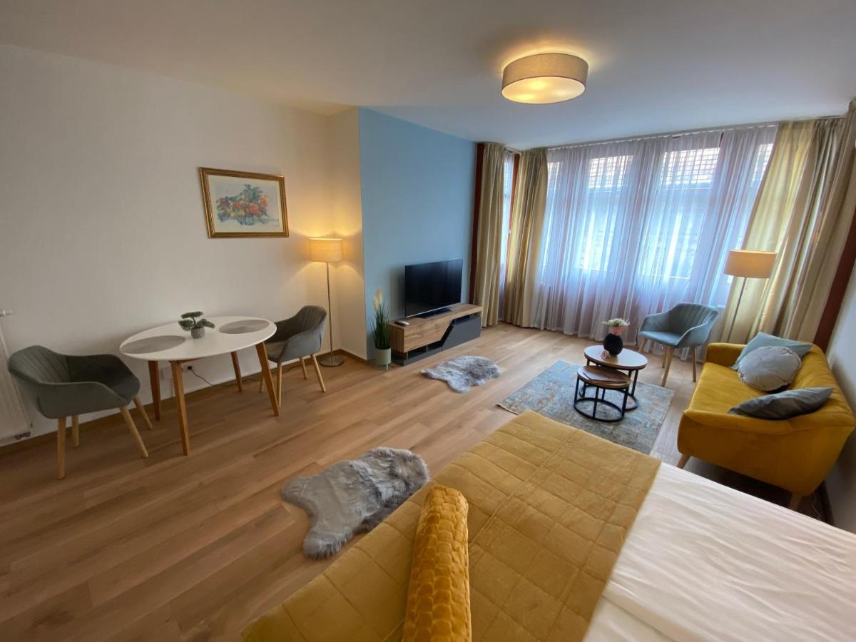 Lovag8 Apartment Budapest Esterno foto