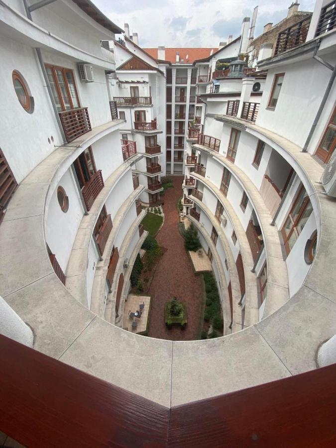 Lovag8 Apartment Budapest Esterno foto